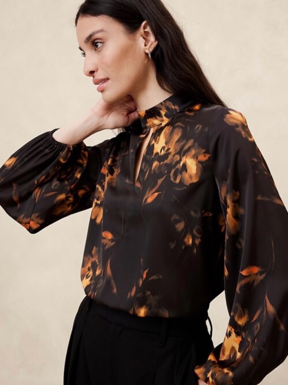 Banana Republic KEYHOLE MOCK-NECK BLOUSE L